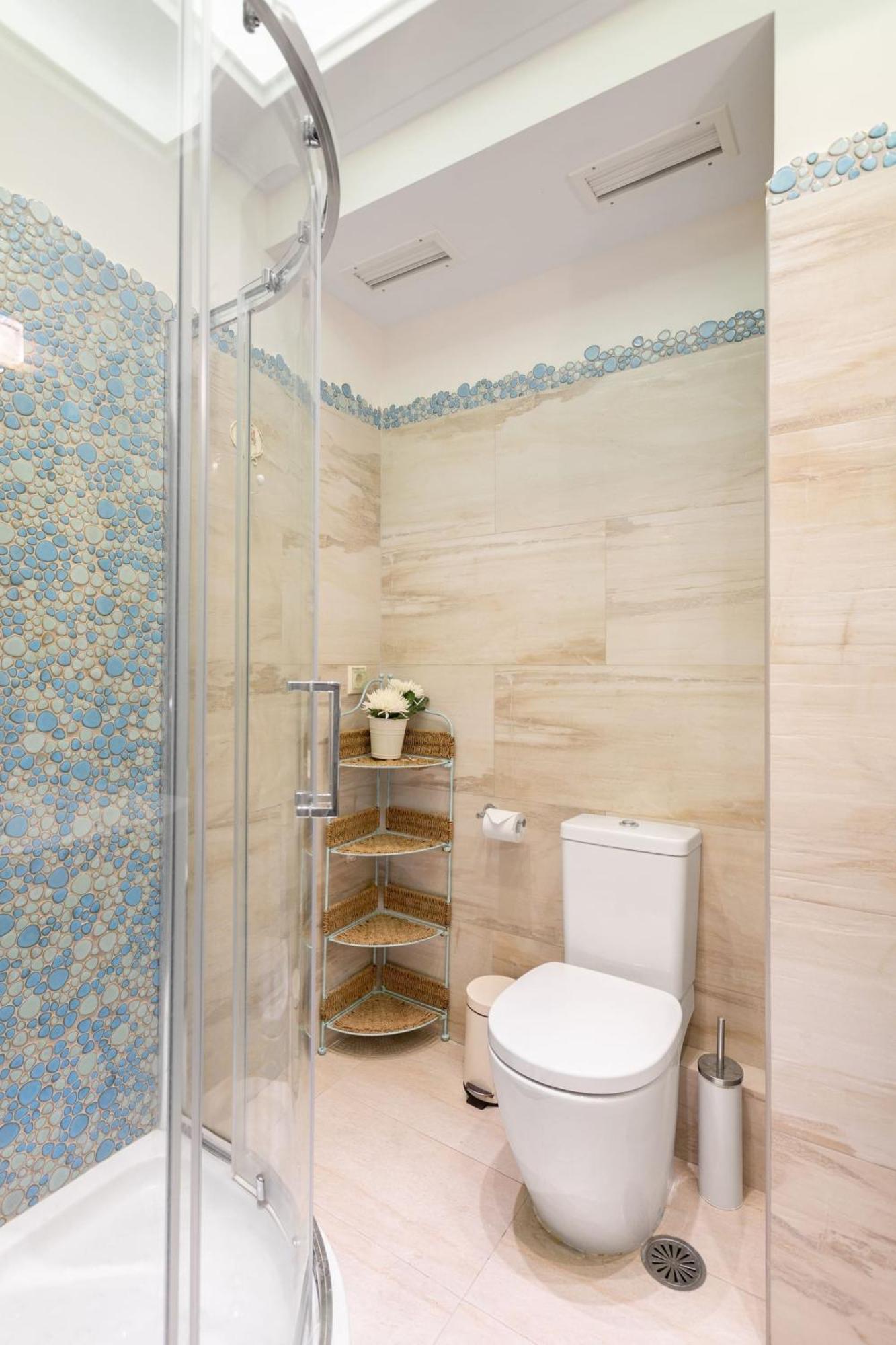 Bright, Calming Retreat With A Balcony Near Metro! Apartment เอเธนส์ ภายนอก รูปภาพ